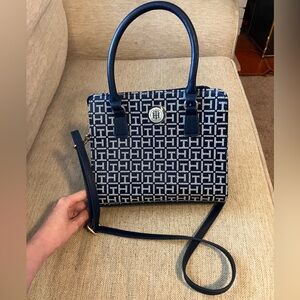 Tommy Hilfiger blue purse with crossbody strap